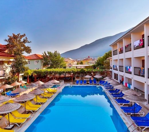 Golden Life Resort Hotel & Spa