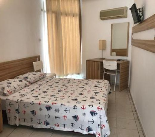Hotel Status - Bed & Breakfast