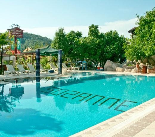 SUZANNE HOTEL