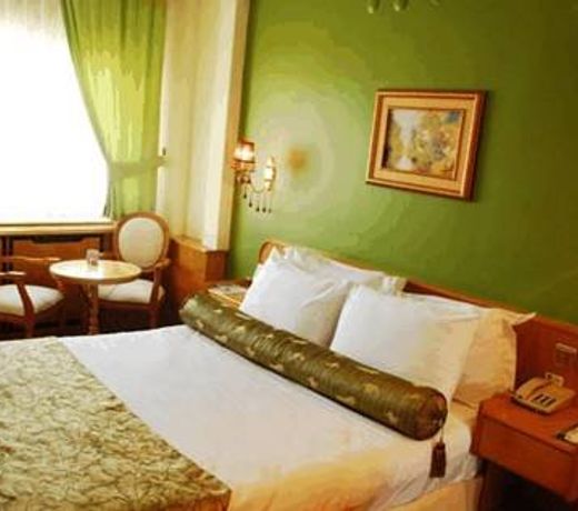 Atiskan Hotel