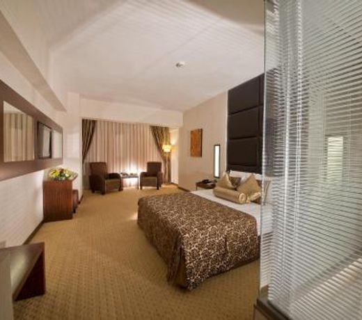North Point Hotel