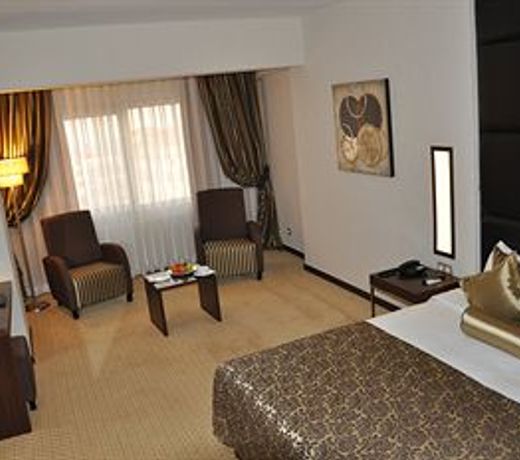 North Point Hotel