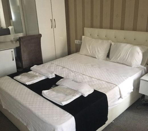 DEMASUS HOTEL