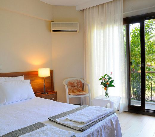 Crescent Hasirci Hotel