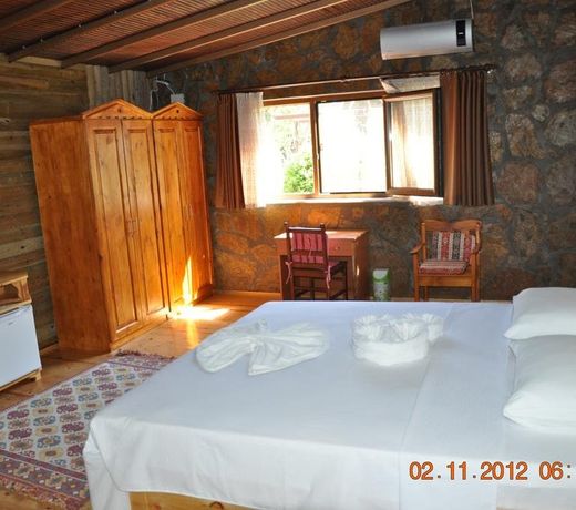Bahaus Resort