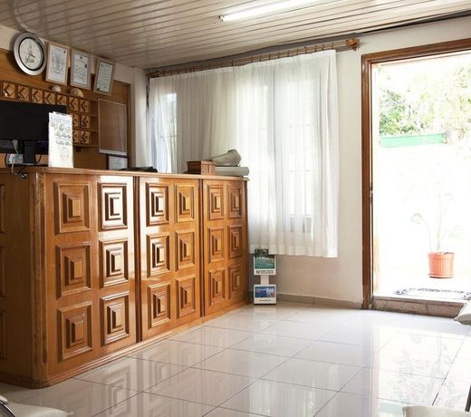 Yalcin Hotel
