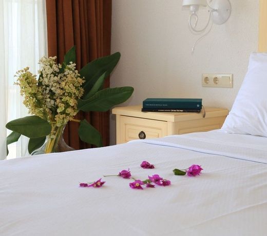 Ceshme Plus Hotel