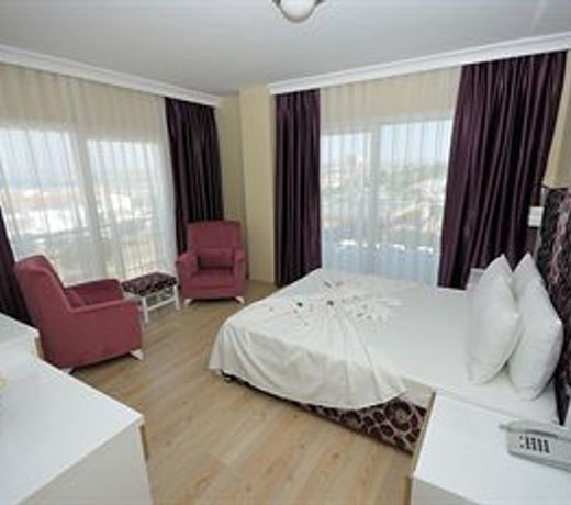 Twins Hotel Çeşme
