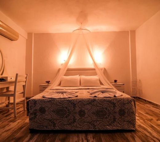 Marin Hotel