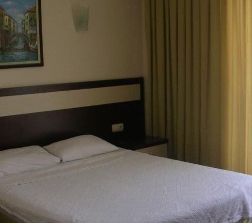 Grand Faik Hotel Çeşme