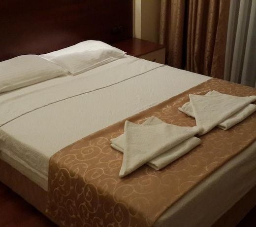Grand Faik Hotel Çeşme