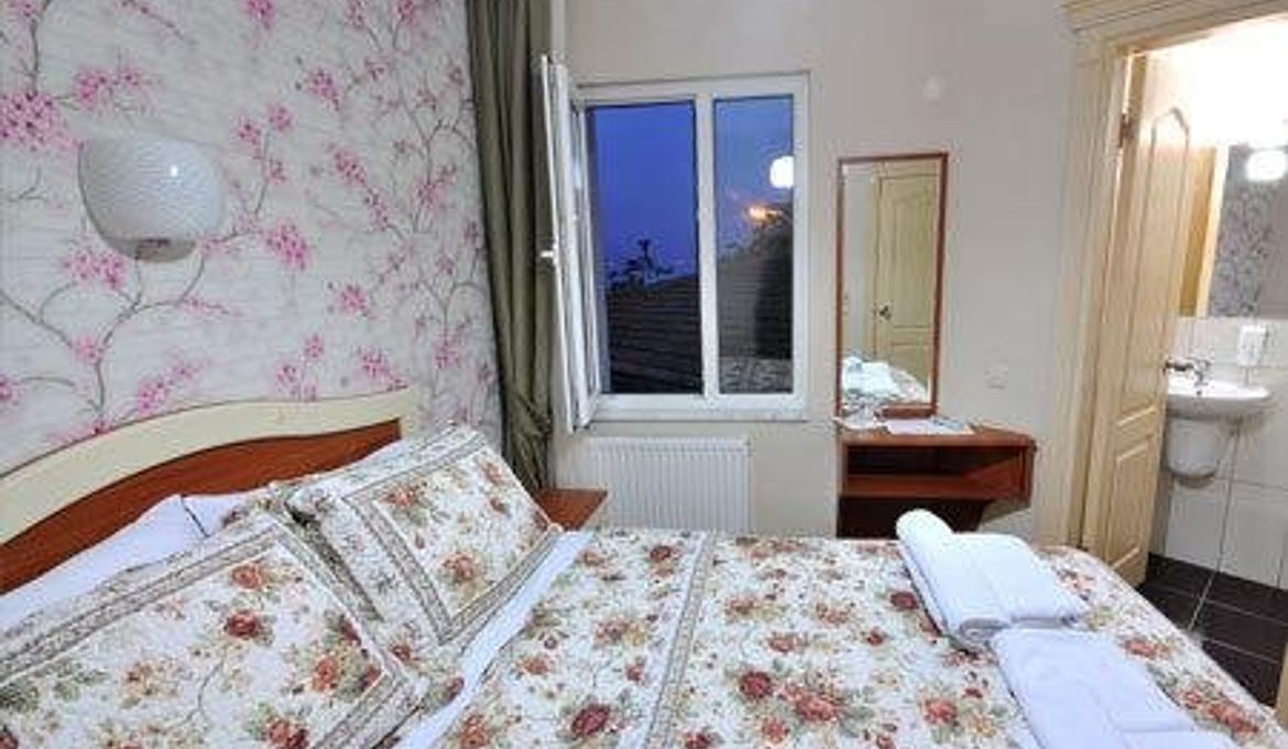Ada Sahil Hotel