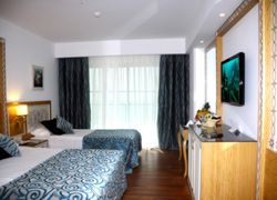 Limak Atlantis Deluxe Hotel-2 Children Free up to Age 14 фото 2