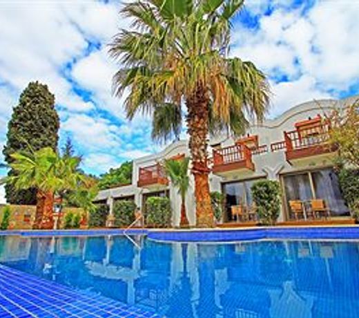 Manastir Hotel & Suites