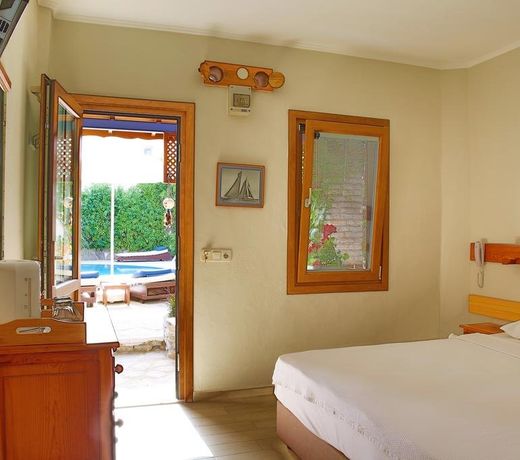 UzHan Beach Hotel