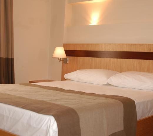 Villanaz Apart Hotel