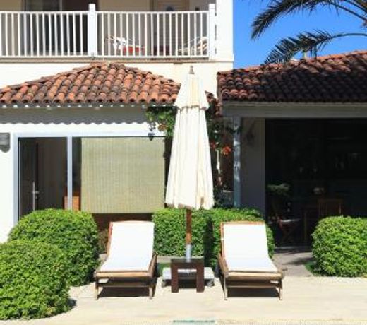 Sah Hotel