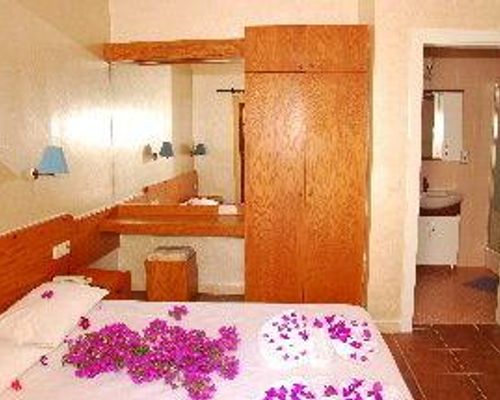 Orion Hotel Bitez - Битез - фото 4