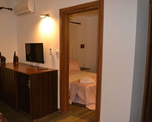 Queen Boutique Hotel - Битез - фото 11