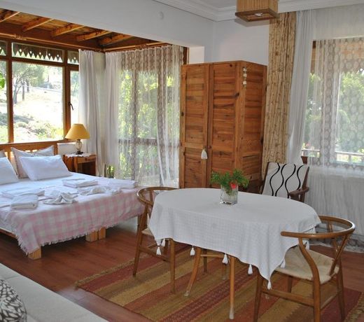 Gunebakan Taliani Hotel