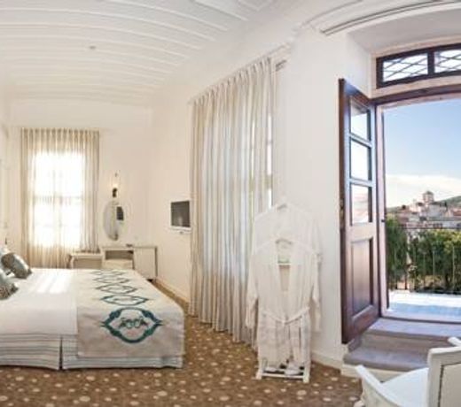 Cunda Siyah Lale Otel