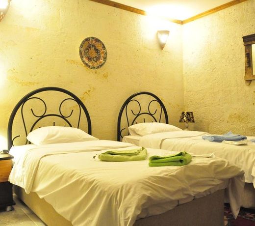 BIR KEDI VILLA