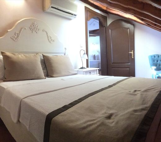 La Paloma Hotel
