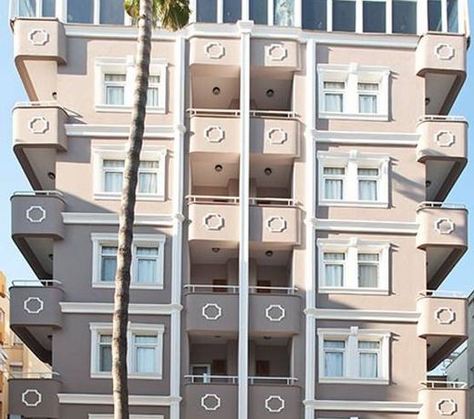 Triana Hotel