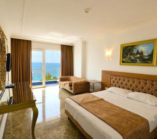 Kristal Beach Hotel