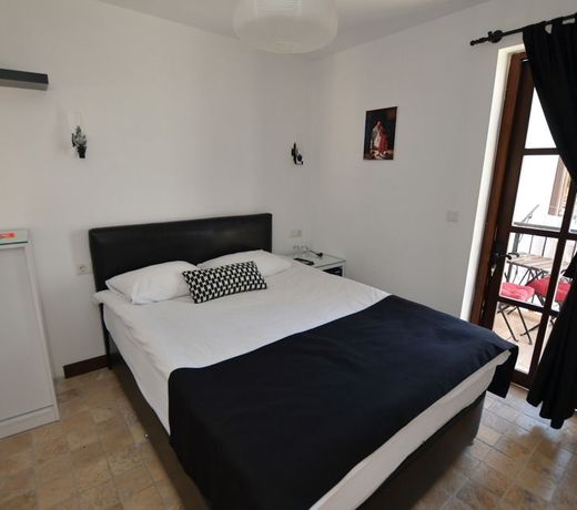 The Suite Apart Hotel