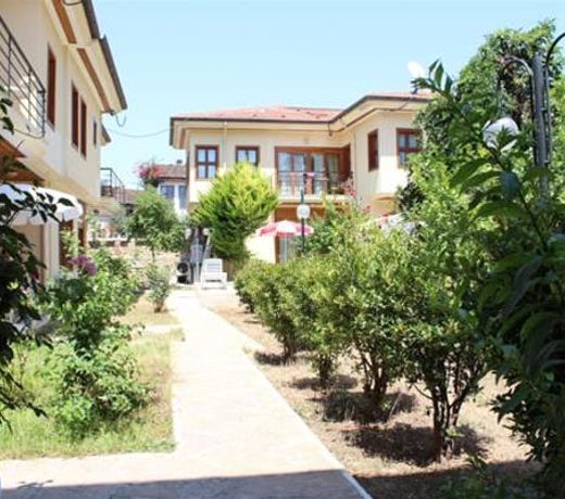 Sabah Gurses Villas