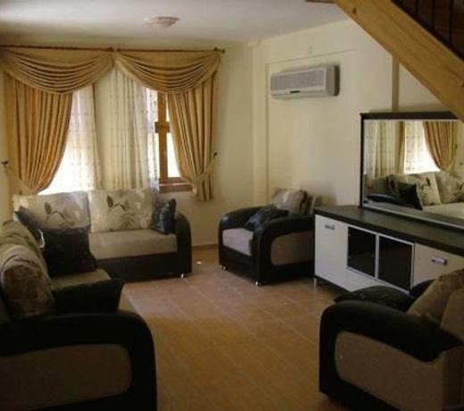 Sabah Gurses Villas