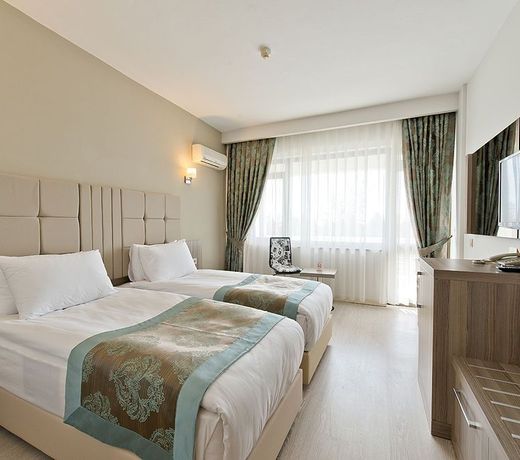 Nashira City Resort Hotel