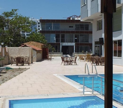 Acropol Beach Hotel