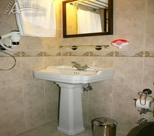ANTIK GRAND