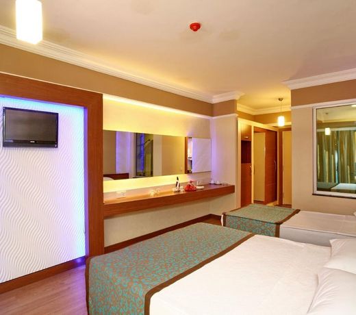 Tac Premier Hotel & Spa
