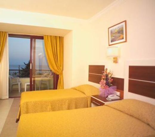 Kaila Krizantem Hotel