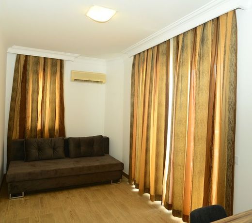 Kleopatra Celine Hotel