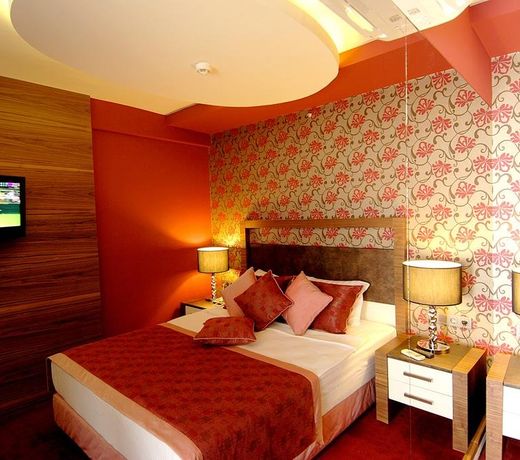 Grand Okan Hotel