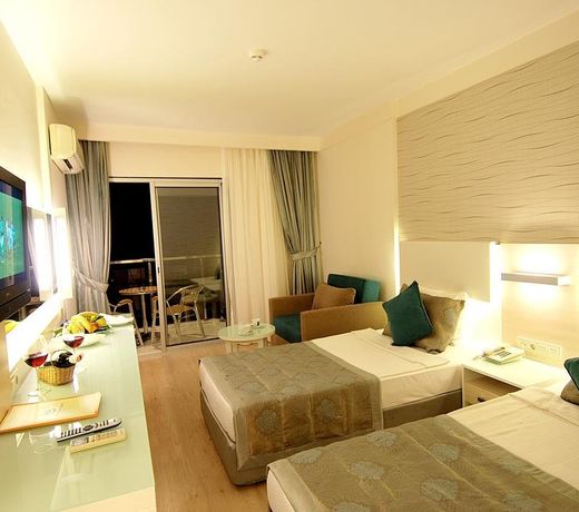 Grand Okan Hotel