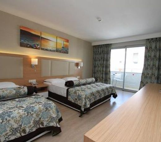 Blue Wave Suite Hotel