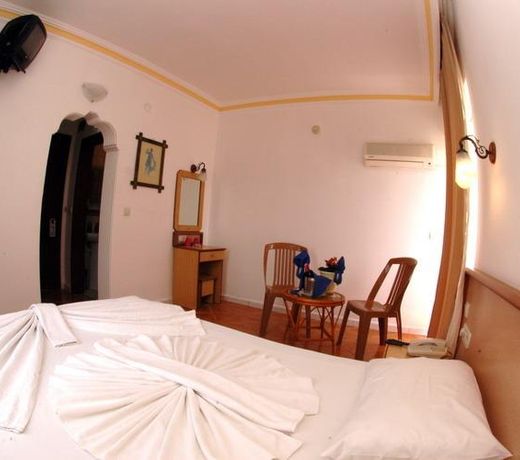 Ozcan Hotel