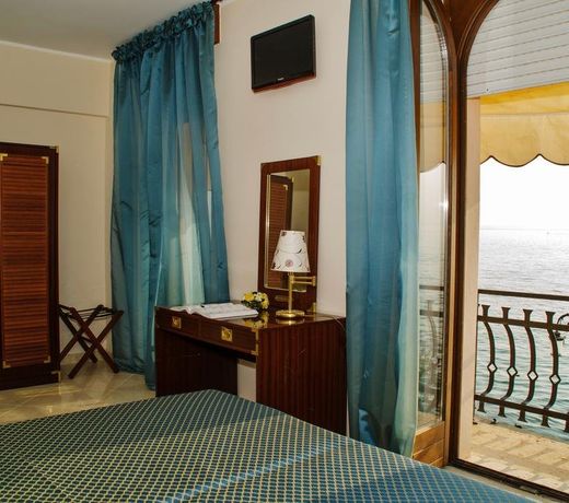 Hotel Miralago