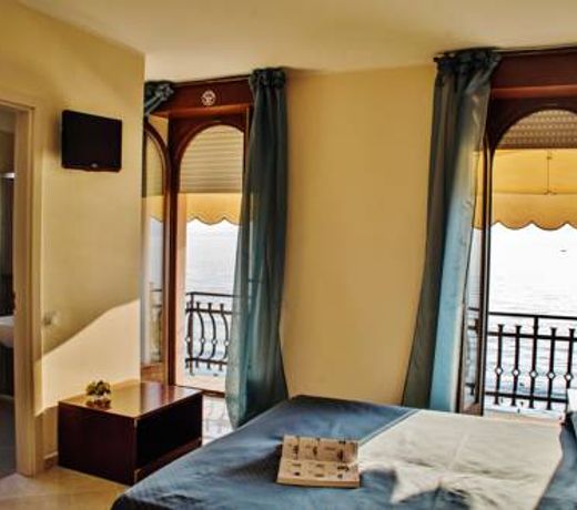 Hotel Miralago
