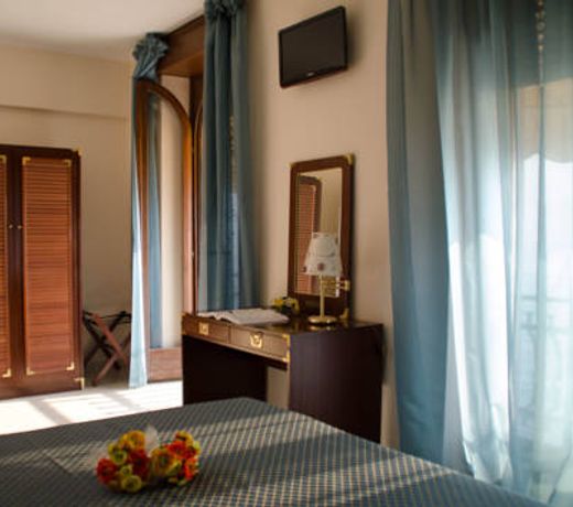 Hotel Miralago