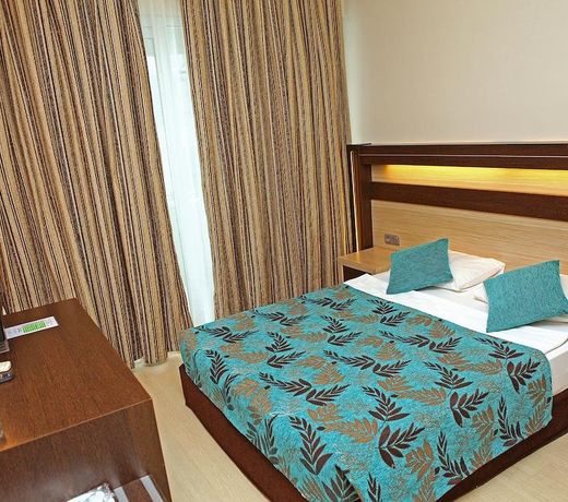 Cimen Hotel