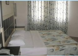 HMA Hotel & Suites фото 4