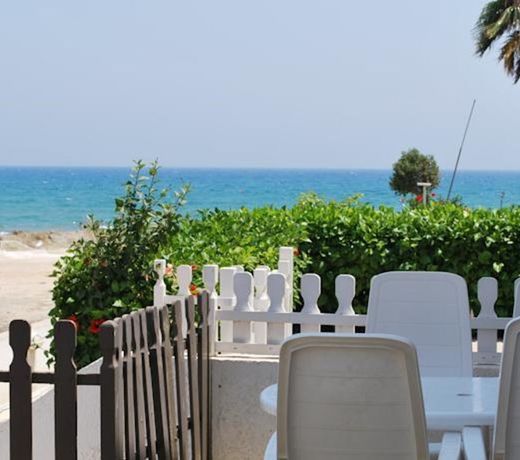 Sandy Beach Villa No. 25