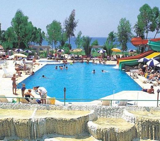 MC MAHBERI BEACH HOTEL