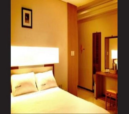 Gallery Hotel